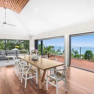  Holiday home Belle Escapes Trinity Blue Oceanview