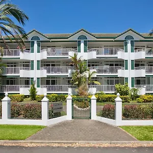 4* Aparthotel Costa Royale Trinity Beach